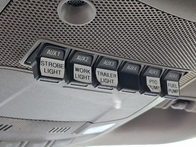 Used 2020 Ford F550 4x4 Regular Cab Super Duty image 26