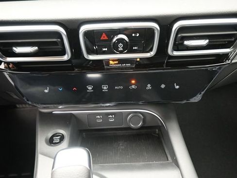 New 2026 Nissan Sentra SV w/ SV Convenience Package image 4