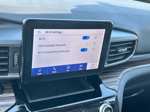 Used 2023 Ford Explorer Limited w/ Equipment Group 301A image 39