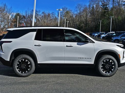 New 2026 Chevrolet Traverse Z71 image 6