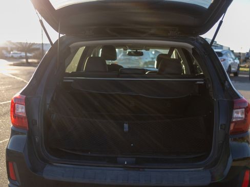 Used 2016 Subaru Outback 2.5i Limited image 20