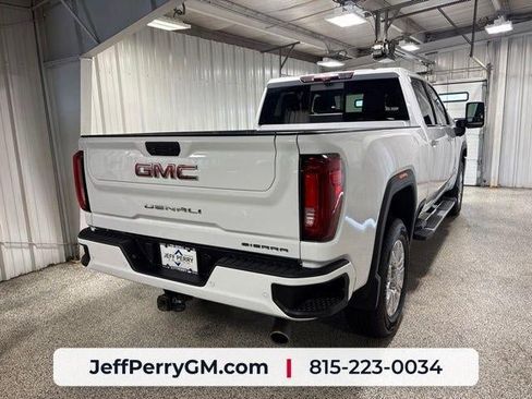 Used 2021 GMC Sierra 2500 Denali w/ Denali Ultimate Package AWD/4WD image 3