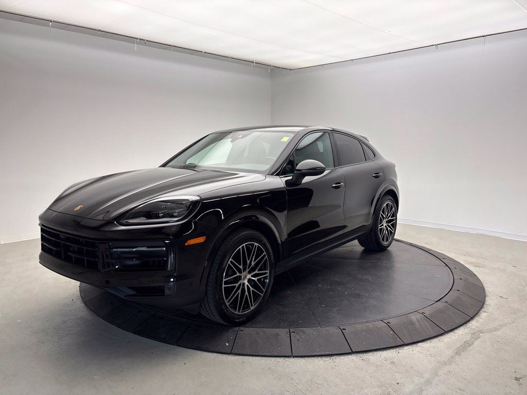 Certified 2024 Porsche Cayenne Coupe AWD/4WD image 1