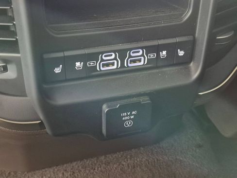 Used 2025 RAM 1500 Limited AWD/4WD image 28