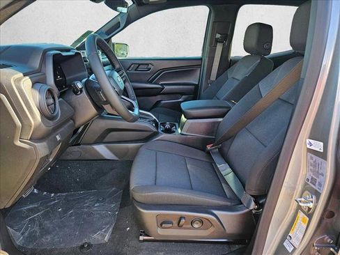 New 2026 Chevrolet Colorado W/T w/ WT Custom Package RWD image 4