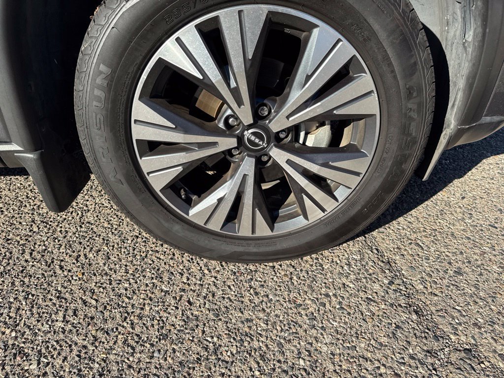 Used 2023 Nissan Rogue SV FWD image 16