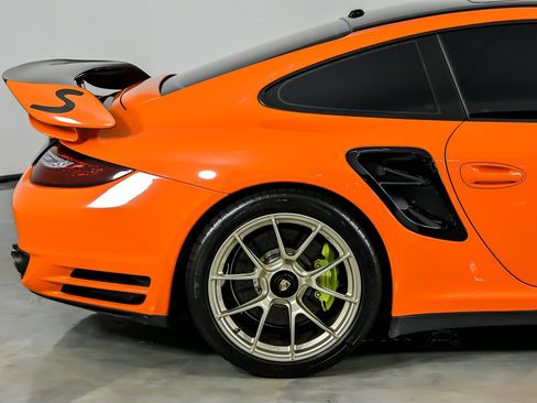 Used 2012 Porsche 911 Edition 918 Spyder image 13