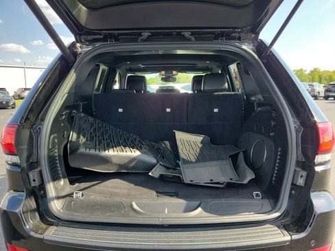 Used 2020 Jeep Grand Cherokee Altitude image 8