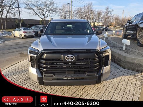 New 2026 Toyota Tundra SR image 3