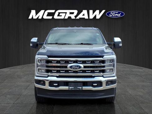 Certified 2024 Ford F250 Lariat w/ Chrome Package image 3