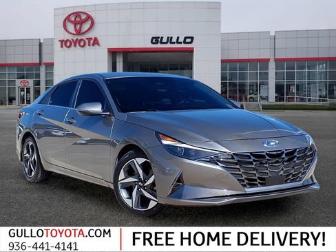 Used 2021 Hyundai Elantra Limited w/ Cargo Package FWD image 1