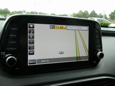 Used 2020 Hyundai Santa Fe Limited image 7