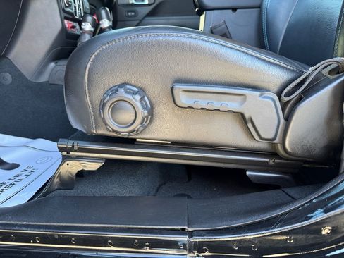 Used 2022 Jeep Wrangler Unlimited Rubicon 4xe w/ Cold Weather Group image 25