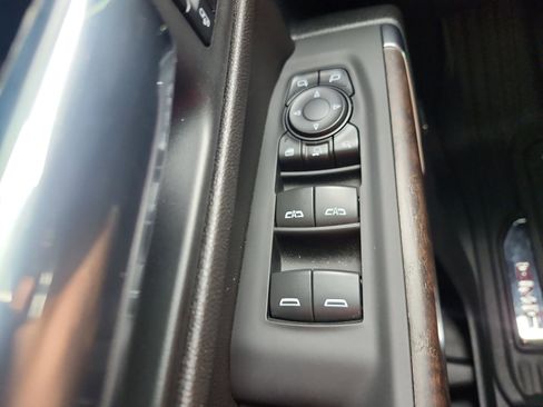 Used 2022 GMC Sierra 2500 Denali w/ Denali Ultimate Package image 24