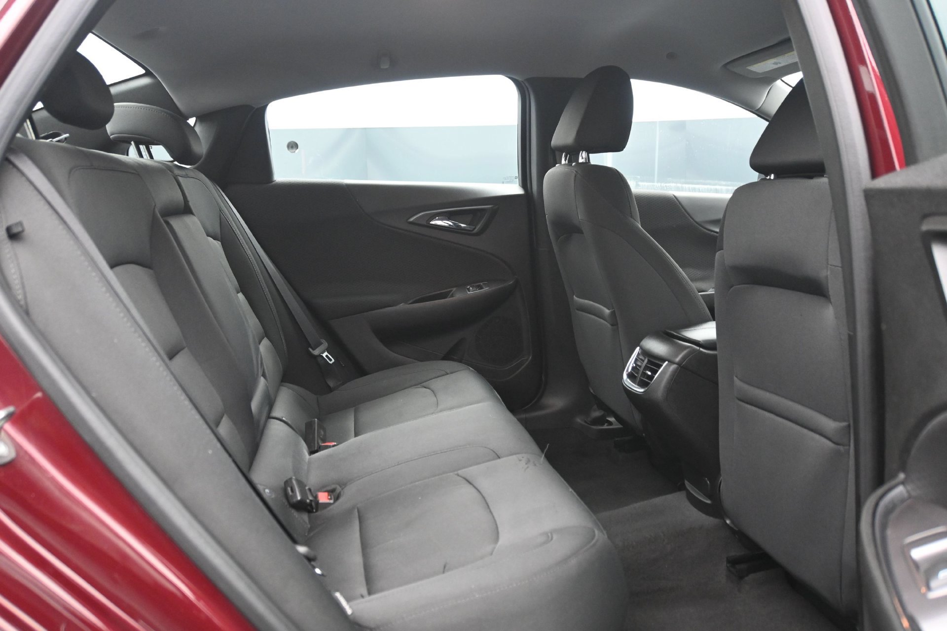 Used 2016 Chevrolet Malibu LT FWD image 14