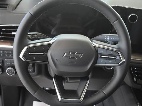 New 2026 Chevrolet Suburban Z71 w/ Z71 Off-Road Package image 19