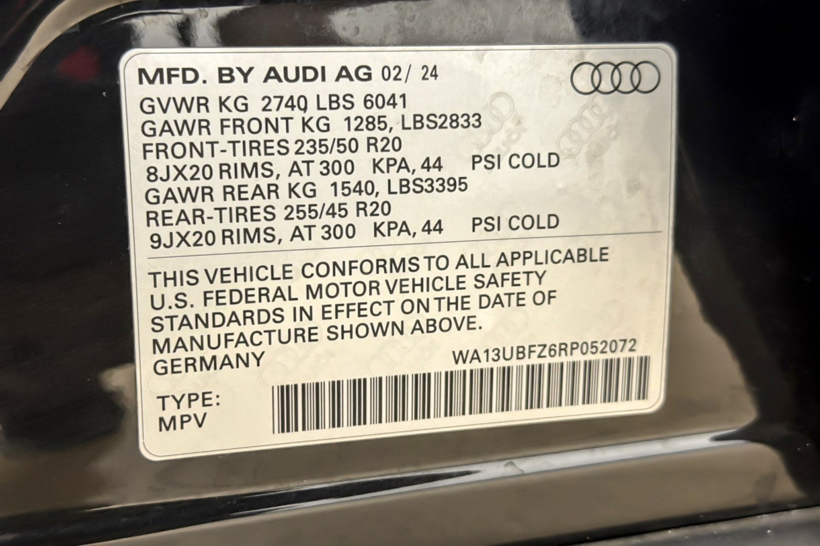 Certified 2024 Audi Q4 e-tron Premium Plus w/ Premium Plus AWD/4WD image 26