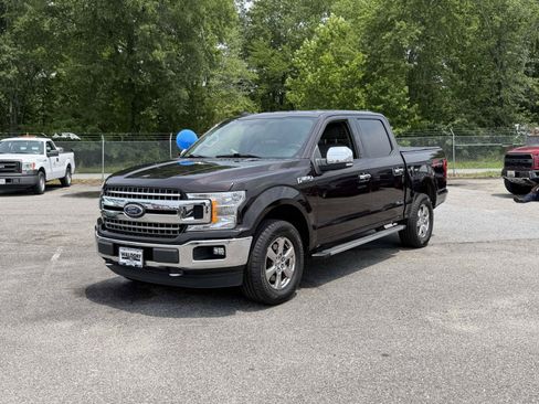 Certified 2018 Ford F150 XLT w/ Equipment Group 302A Luxury AWD/4WD image 5