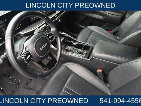 Used 2024 Kia Sorento S AWD/4WD image 10