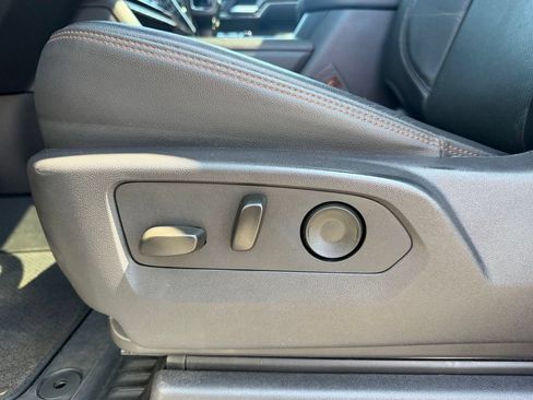 Used 2024 GMC Sierra 1500 AT4 w/ Technology Package AWD/4WD image 27