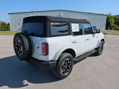 Certified 2024 Ford Bronco Outer Banks AWD/4WD image 3