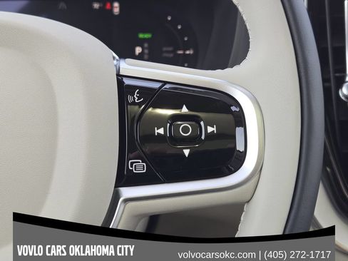 Used 2026 Volvo XC60 T8 Ultra w/ Protection Package Premier AWD/4WD image 29