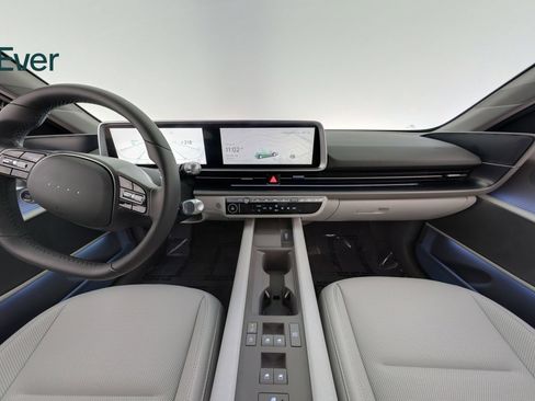Used 2025 Hyundai Ioniq 6 SEL RWD image 26