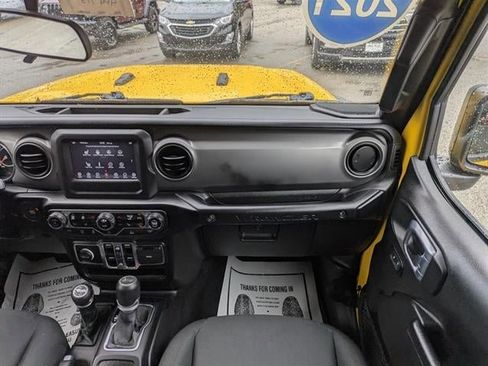 Used 2021 Jeep Wrangler Unlimited Sport AWD/4WD image 4
