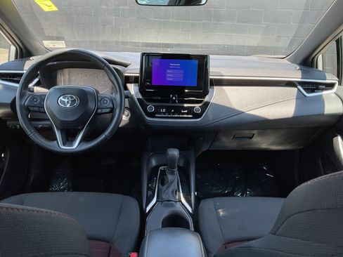 Used 2025 Toyota Corolla SE FWD image 14