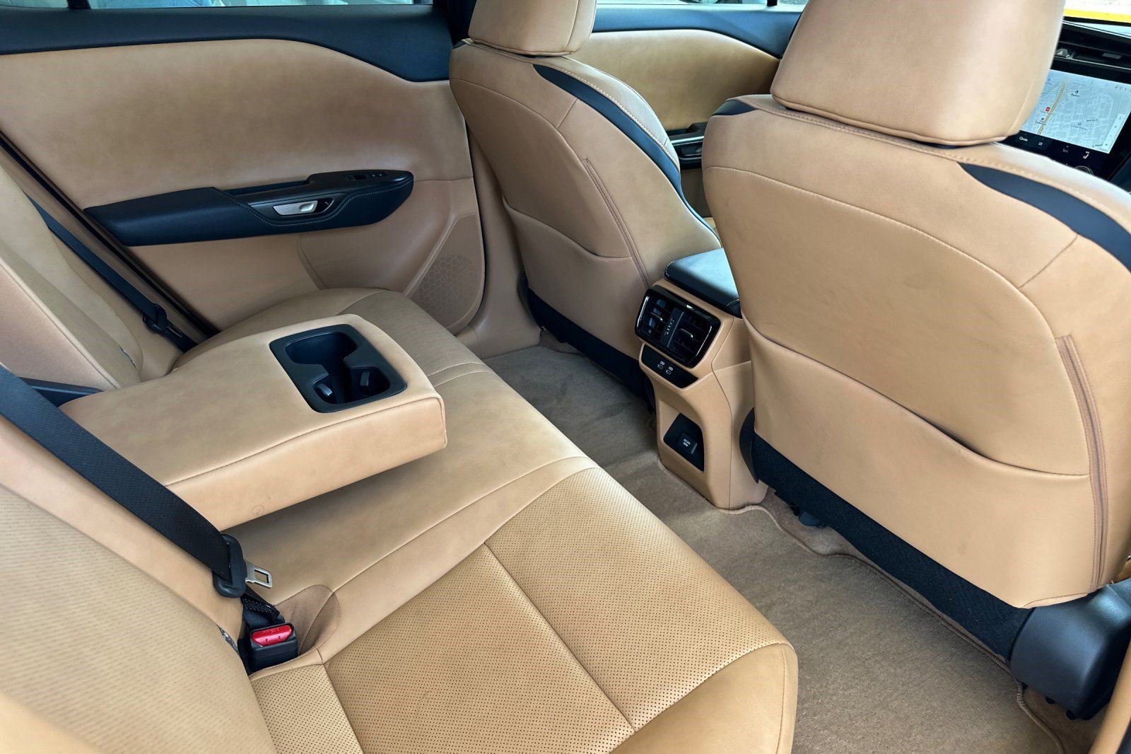 Certified 2025 Lexus RZ 450e AWD/4WD image 33
