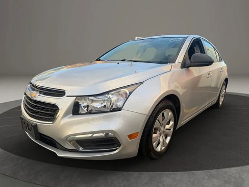 Used 2016 Chevrolet Cruze LS image 1