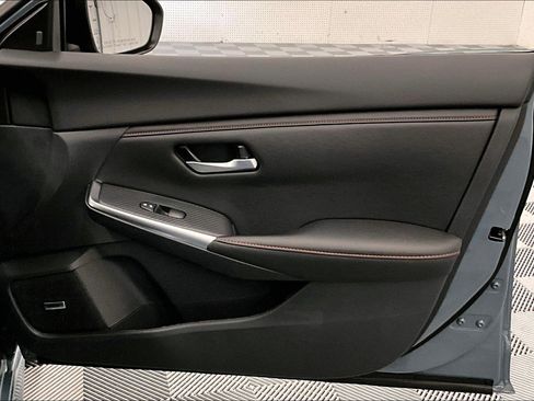 New 2025 Nissan Sentra SR w/ SR Premium Package FWD image 35