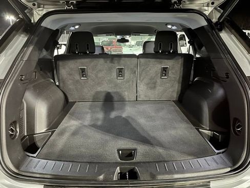 Used 2020 Chevrolet Blazer LT w/ Redline Edition image 8