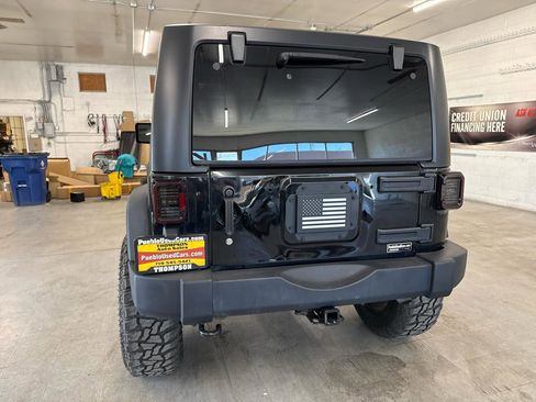 Used 2015 Jeep Wrangler Rubicon w/ Power Convenience Group AWD/4WD image 66