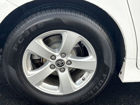 Used 2020 Toyota Sienna LE image 10