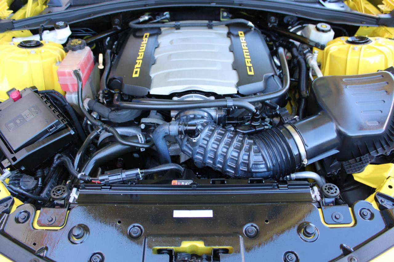 Used 2017 Chevrolet Camaro SS RWD image 53