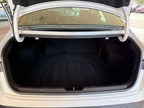 Used 2025 Kia K4 LXS image 27