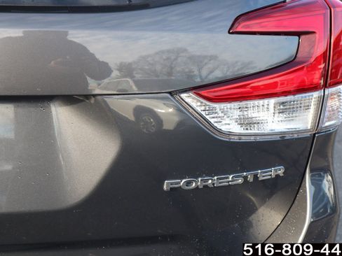 Used 2022 Subaru Forester Limited image 33