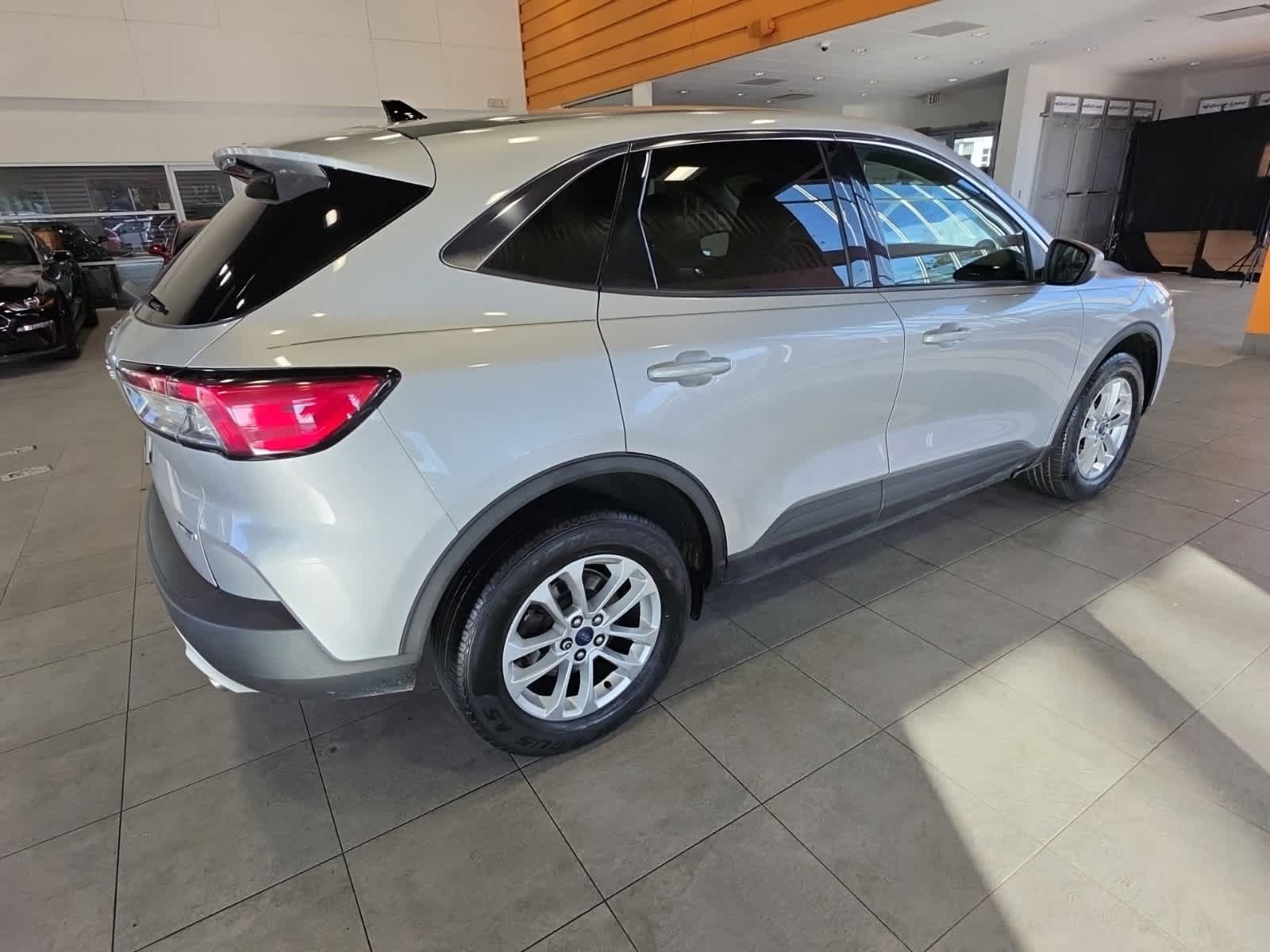Used 2020 Ford Escape SE AWD/4WD image 13
