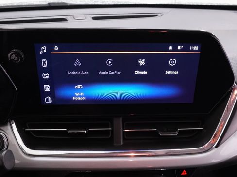 Used 2026 Chevrolet Trax LT w/ Driver Confidence Package FWD image 14