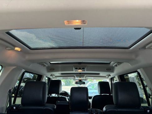 Used 2015 Land Rover LR4 HSE LUX image 29