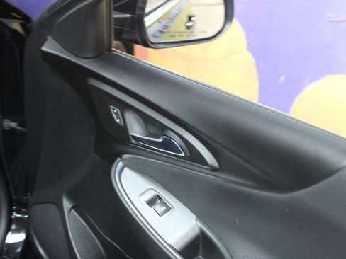 Used 2018 Chevrolet Malibu LT FWD image 11