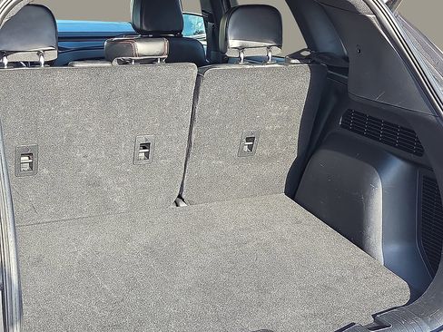 Certified 2024 Ford Escape ST-Line image 8