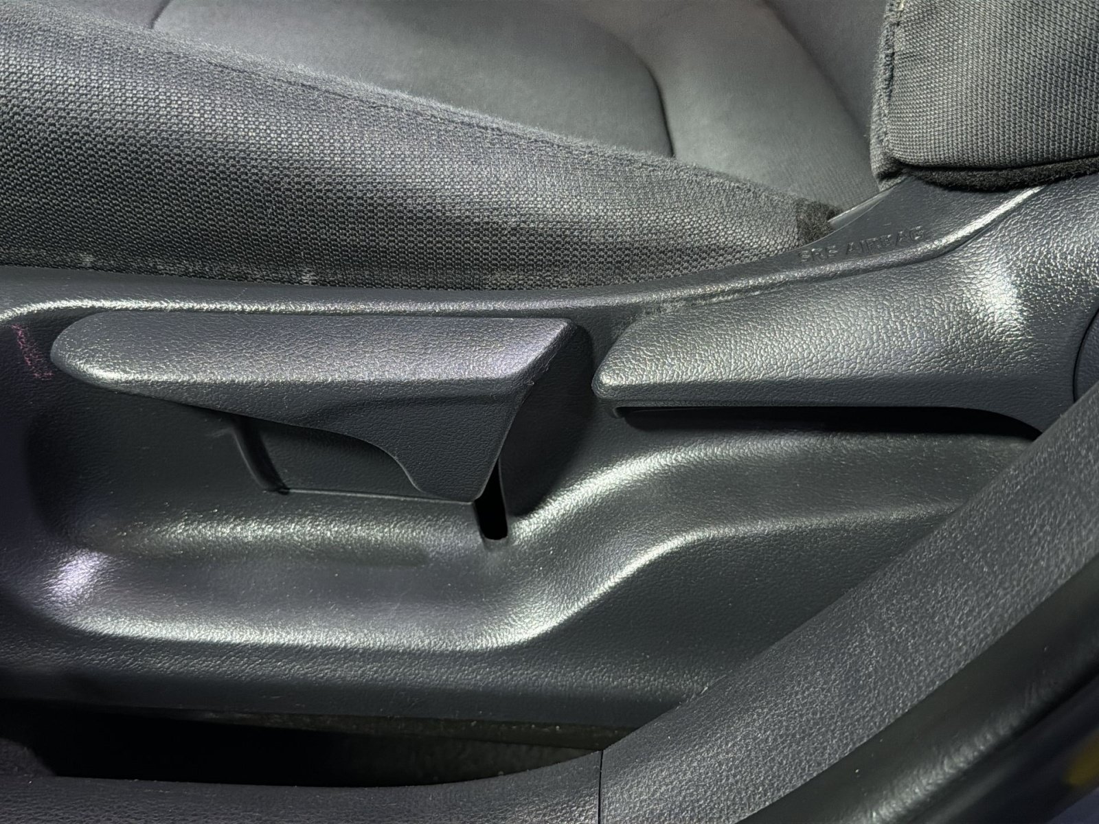 Used 2021 Toyota Corolla LE FWD image 25