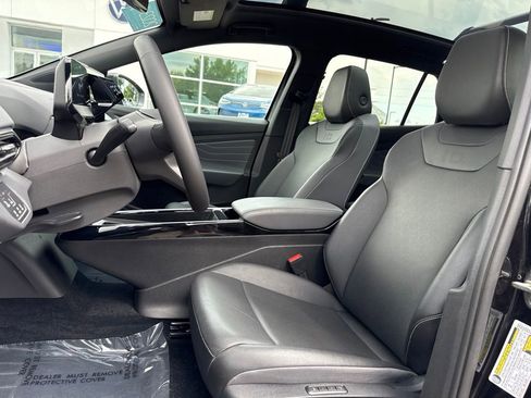 Certified 2023 Volkswagen ID.4 Pro S AWD/4WD image 9