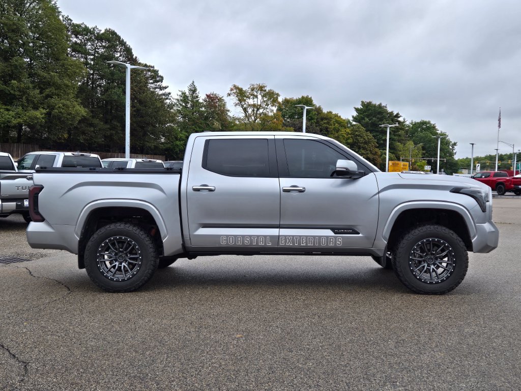 Used 2024 Toyota Tundra Platinum AWD/4WD image 7