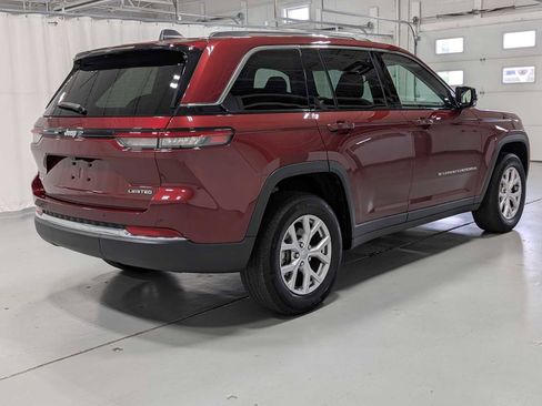 Used 2022 Jeep Grand Cherokee Limited image 7