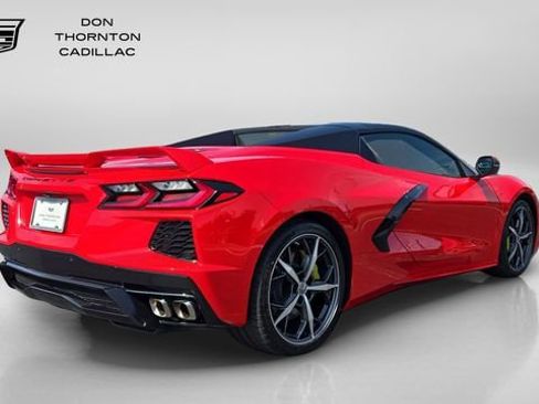 Used 2023 Chevrolet Corvette Stingray Premium Conv w/ Z51 Performance Package RWD image 5
