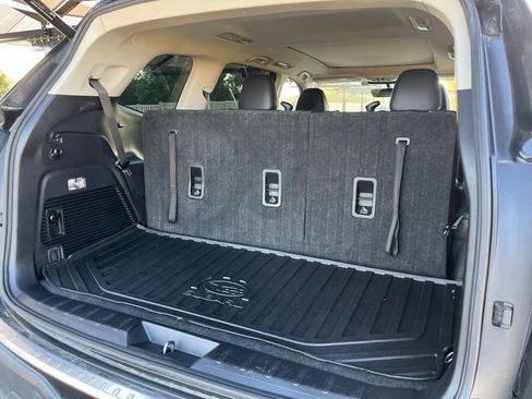 Used 2019 Subaru Ascent Limited AWD/4WD image 8
