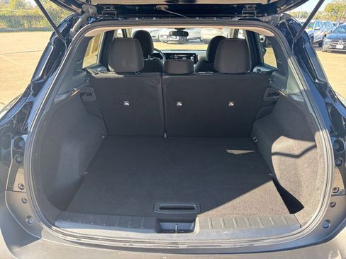 Used 2025 Nissan Kicks SV image 29